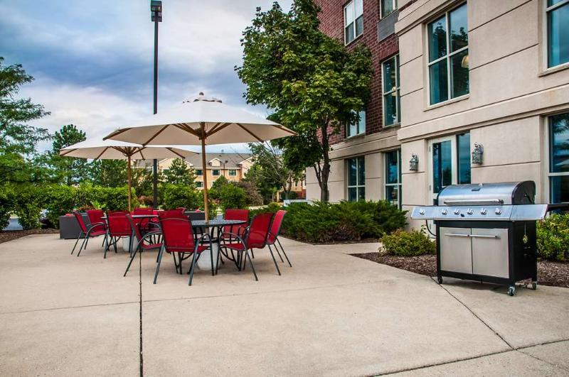 Towneplace Suites By Marriott Chicago Schaumburg Bagian luar foto
