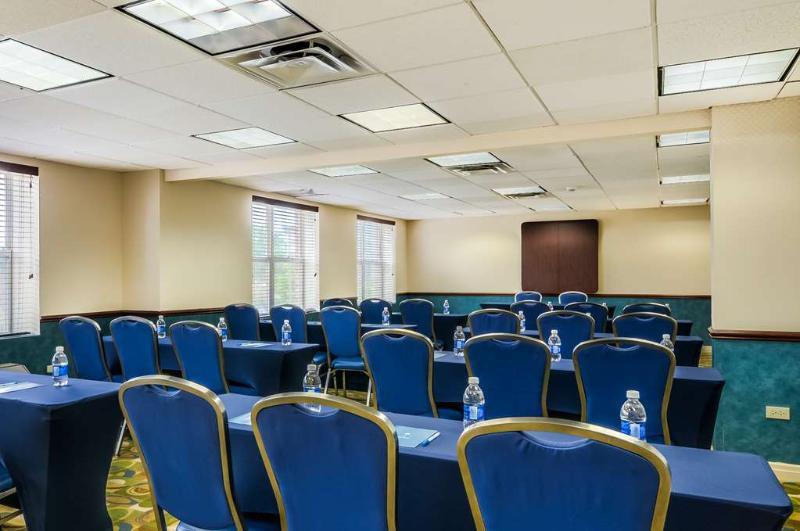 Towneplace Suites By Marriott Chicago Schaumburg Bagian luar foto