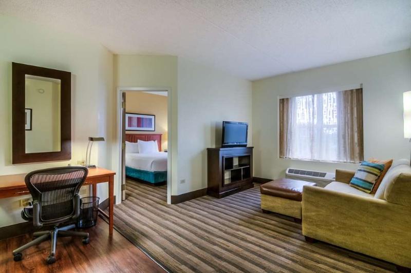 Towneplace Suites By Marriott Chicago Schaumburg Bagian luar foto