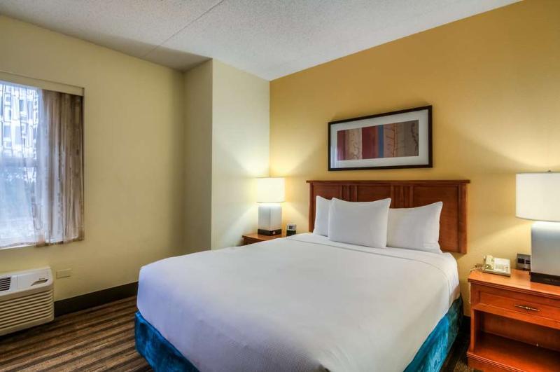 Towneplace Suites By Marriott Chicago Schaumburg Bagian luar foto